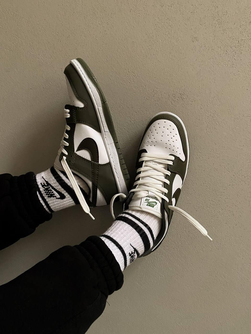 Nike Dunk Low Khaki