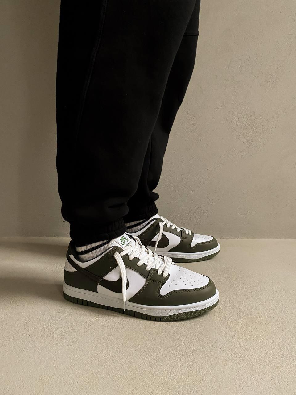 Nike Dunk Low Khaki
