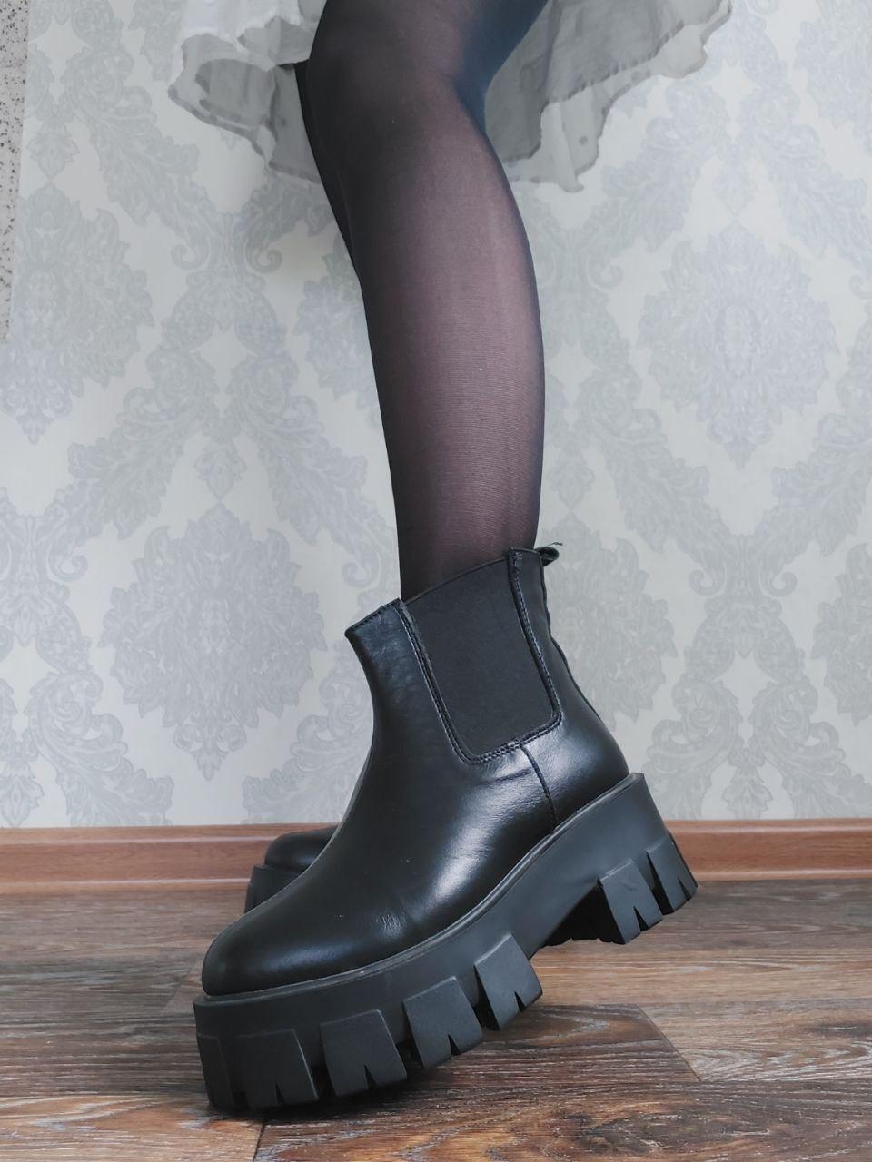 Chelsea Black v2