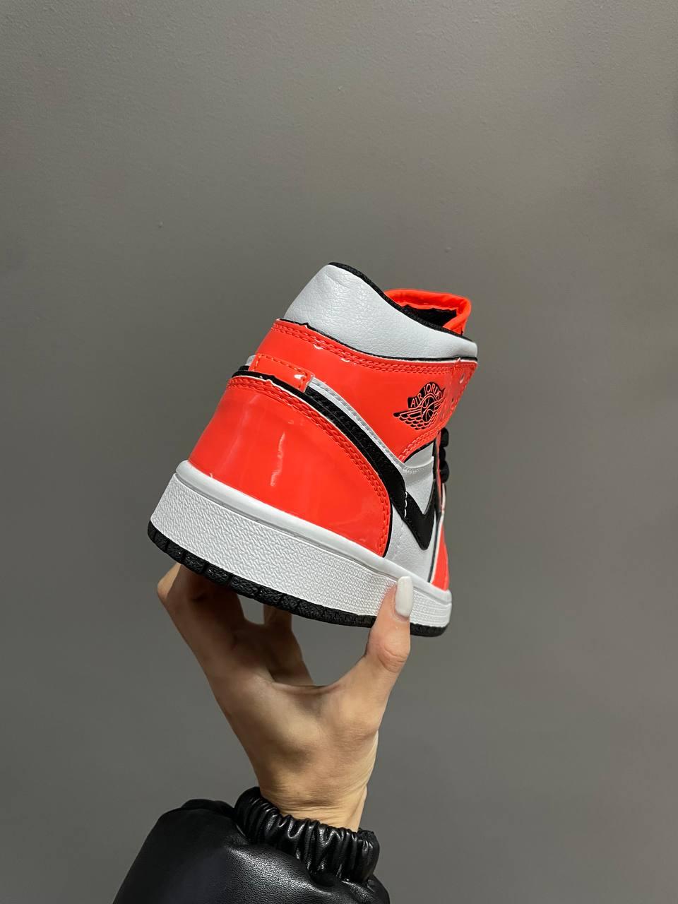 Nike Air Jordan 1 Retro Turf Orange