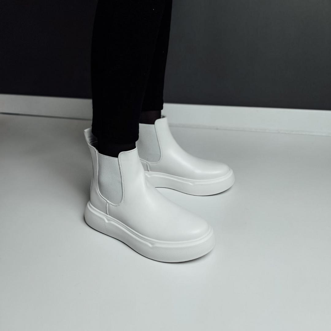 Boots Chelsea White