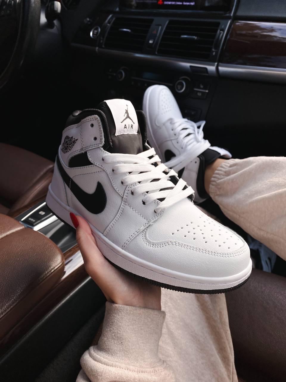 Nike Air Jordan 1 Retro High White Black