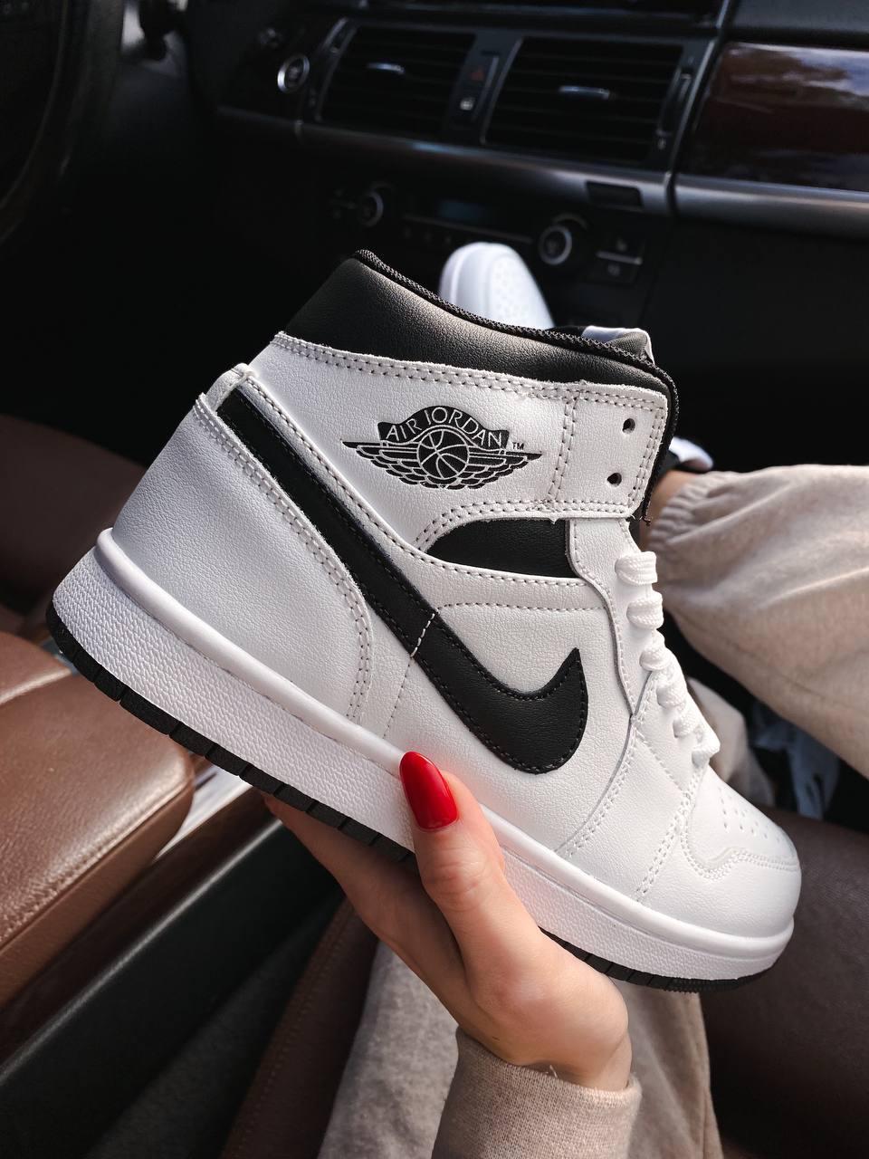 Nike Air Jordan 1 Retro High White Black