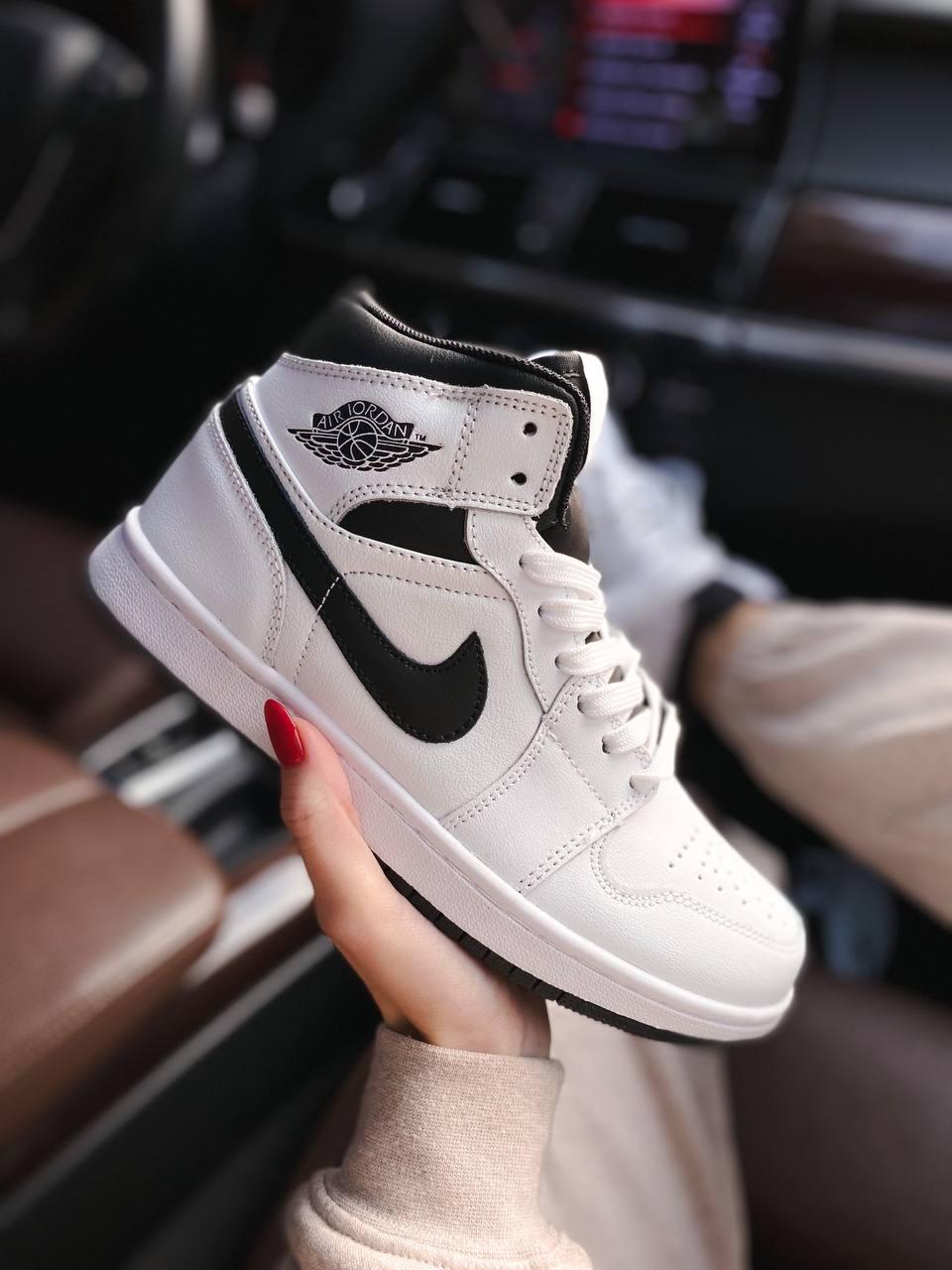 Nike Air Jordan 1 Retro High White Black