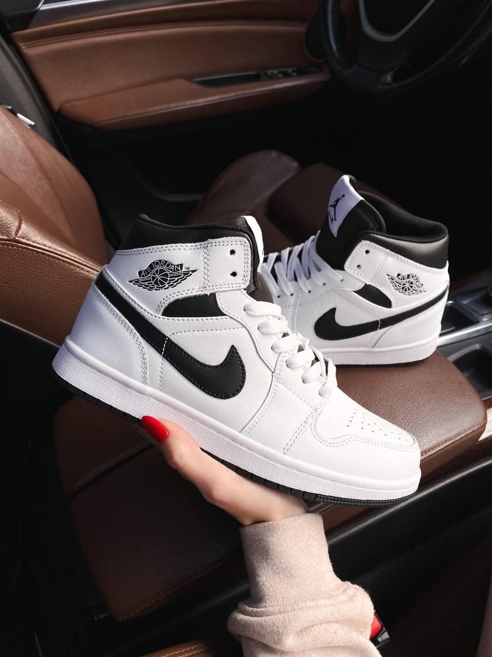 Nike Air Jordan 1 Retro High White Black