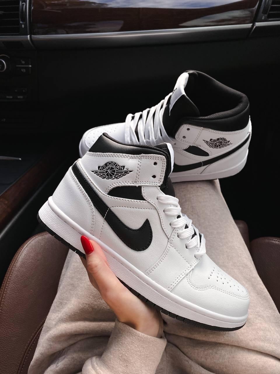 Nike Air Jordan 1 Retro High White Black