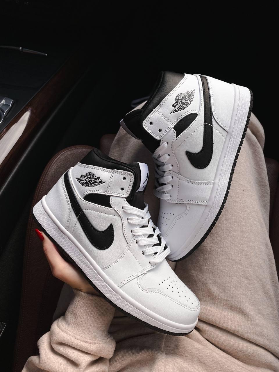 Nike Air Jordan 1 Retro High White Black