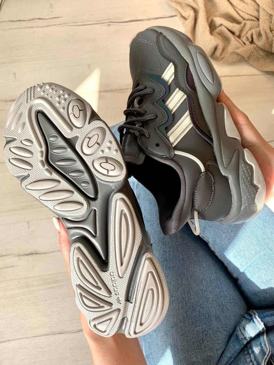 Adidas Ozweego Dark Grey Mint