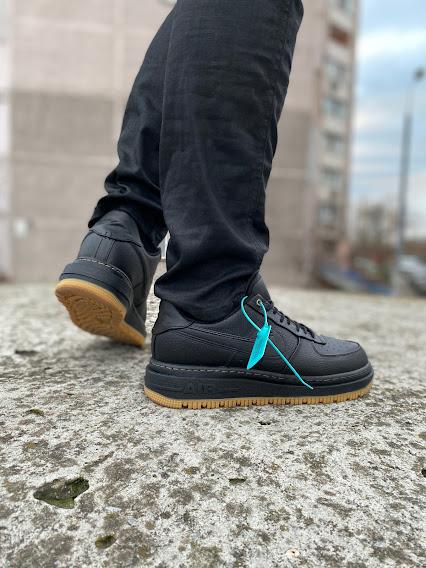 Nike Air Force 1 Luxe Black Gum
