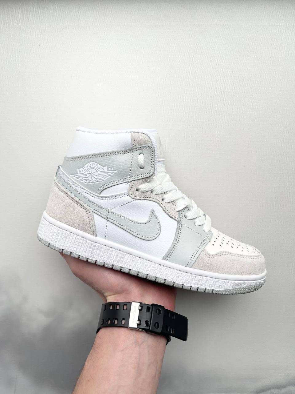 Nike Air Jordan 1 Retro Mid Paris