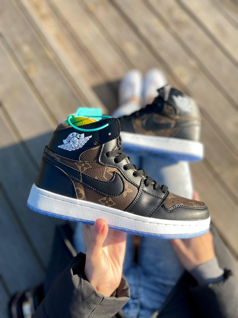 Nike Air Jordan 1 Mid x LV