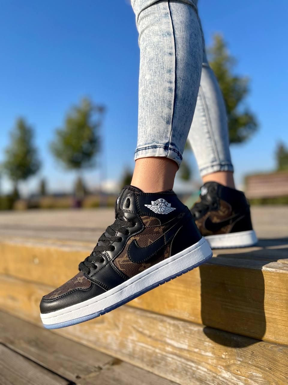 Nike Air Jordan 1 Mid x LV