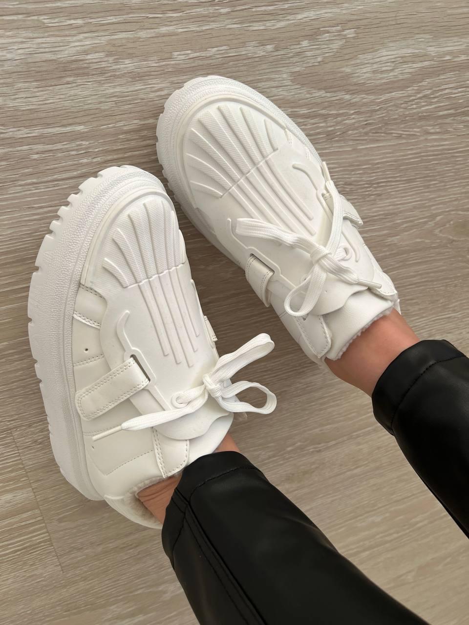 Christian Dior ID White No Logo Fur