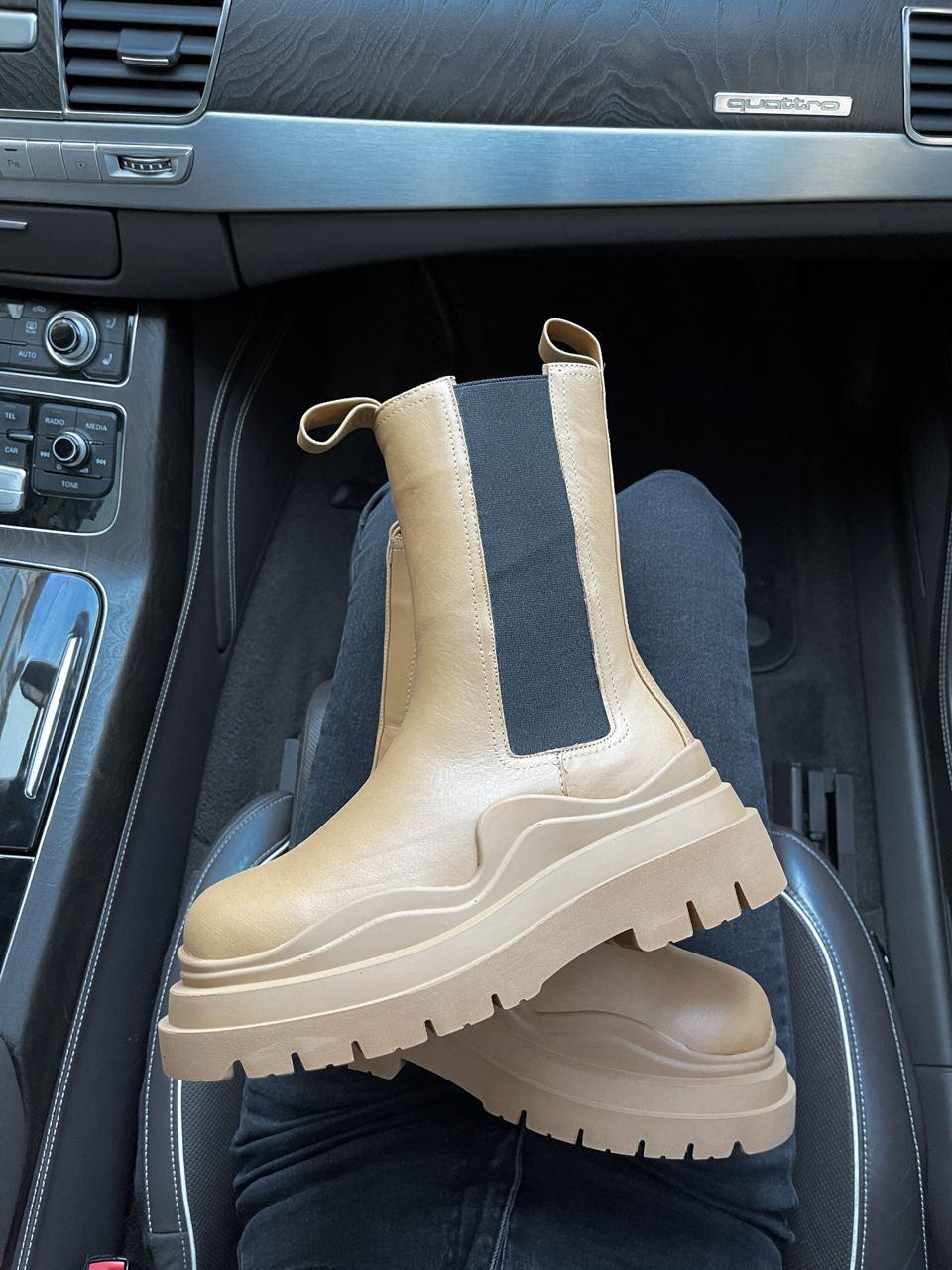 Bottega Veneta Beige
