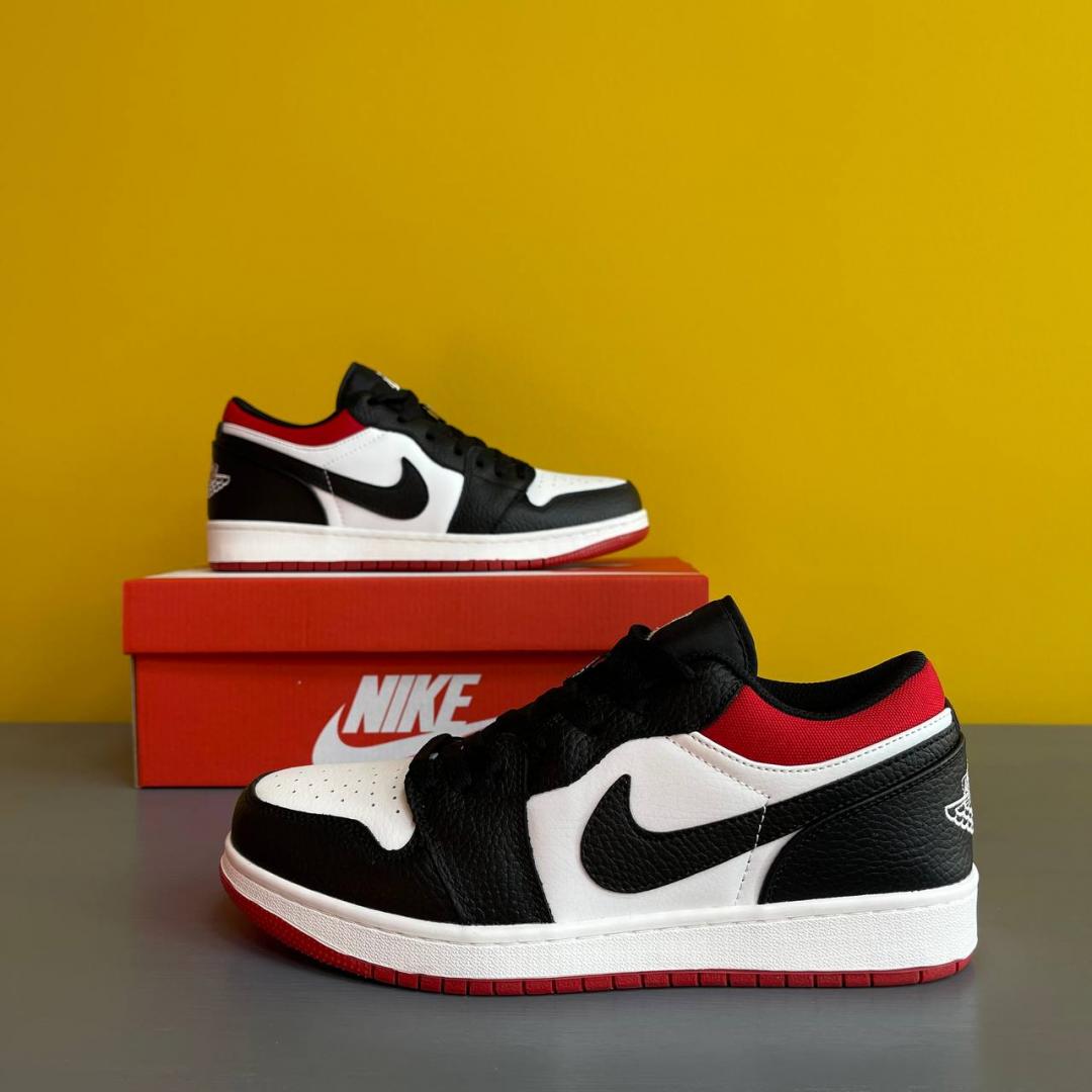 Nike Air Jordan Retro 1 Low White Red Black 1