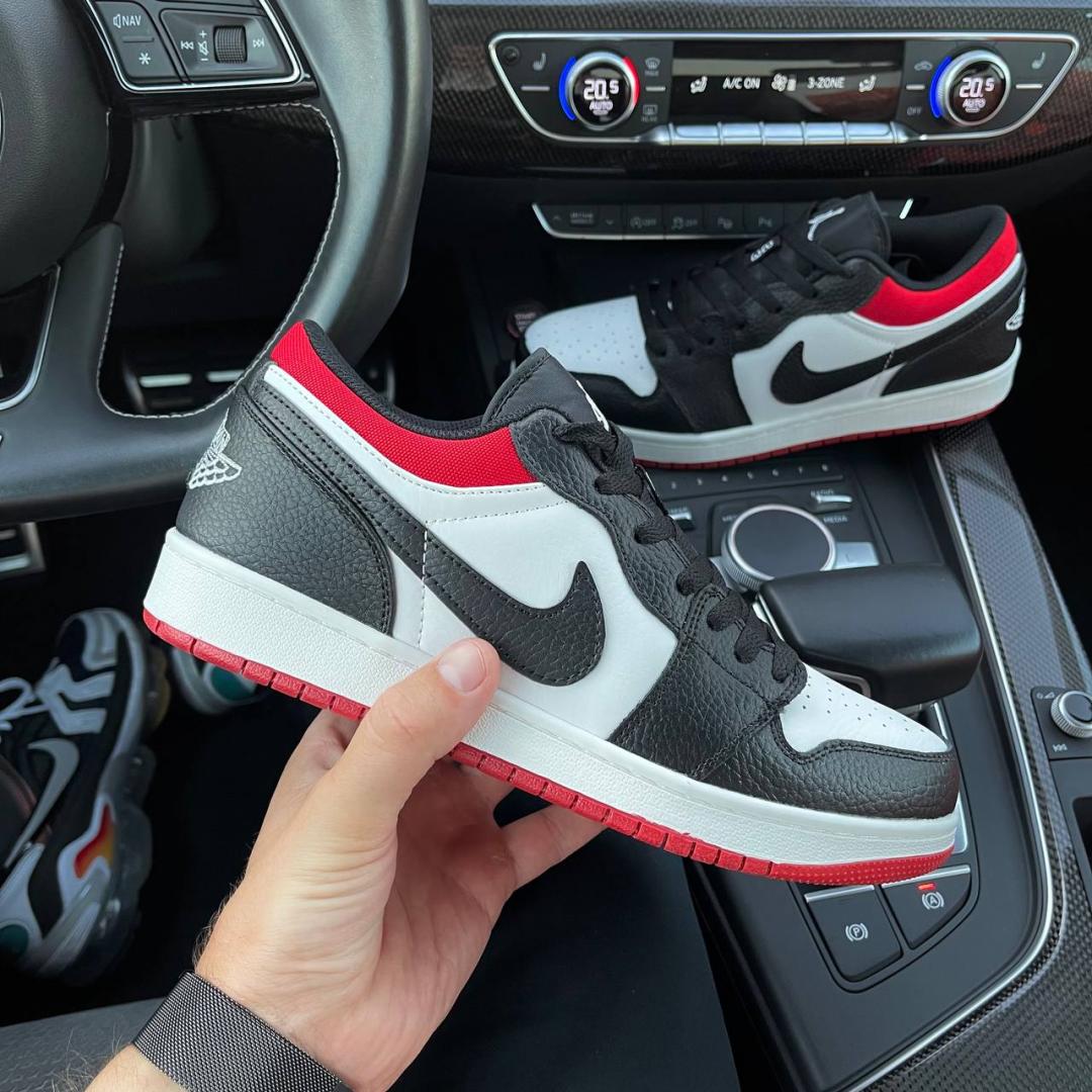 Nike Air Jordan Retro 1 Low White Red Black 1