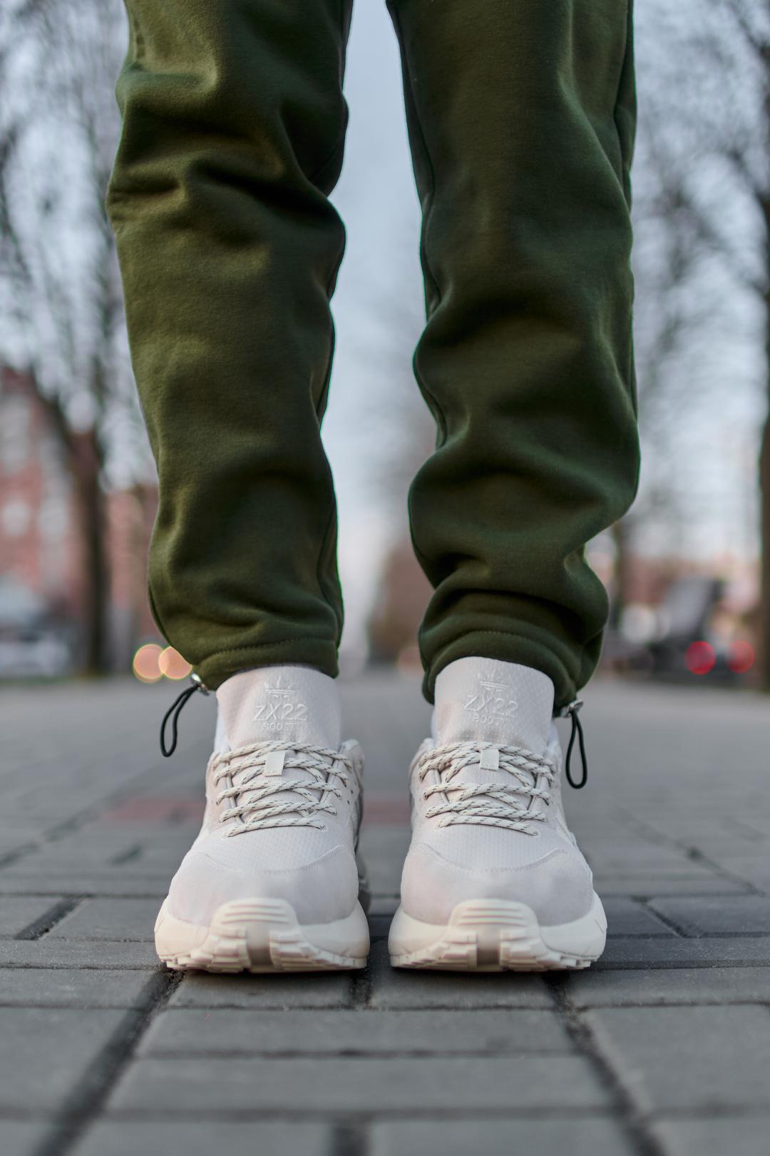 Adidas ZX 22 Boost Beige
