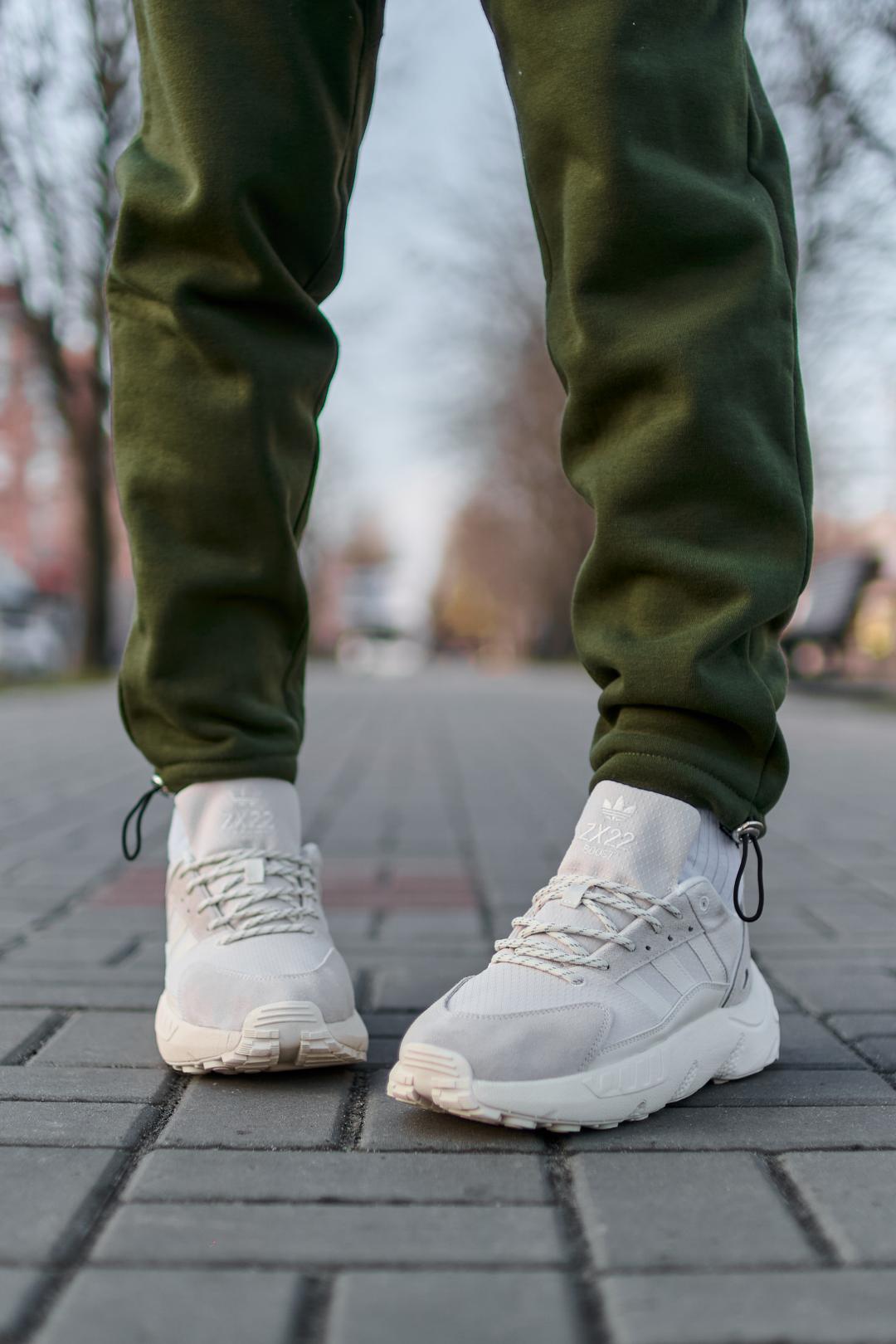 Adidas ZX 22 Boost Beige