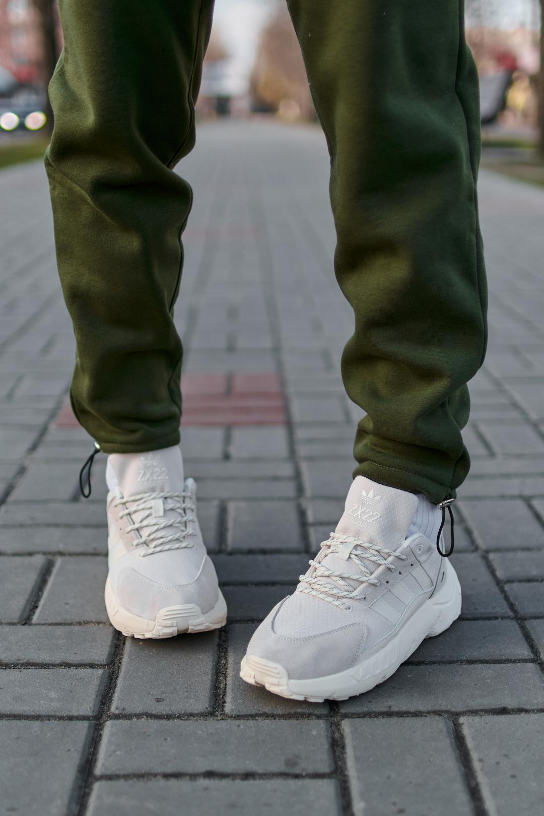 Adidas ZX 22 Boost Beige