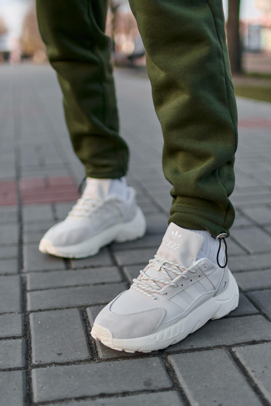 Adidas ZX 22 Boost Beige