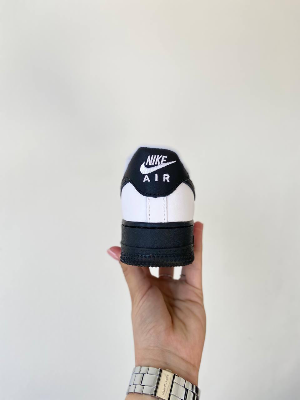 Nike Air Force Black White