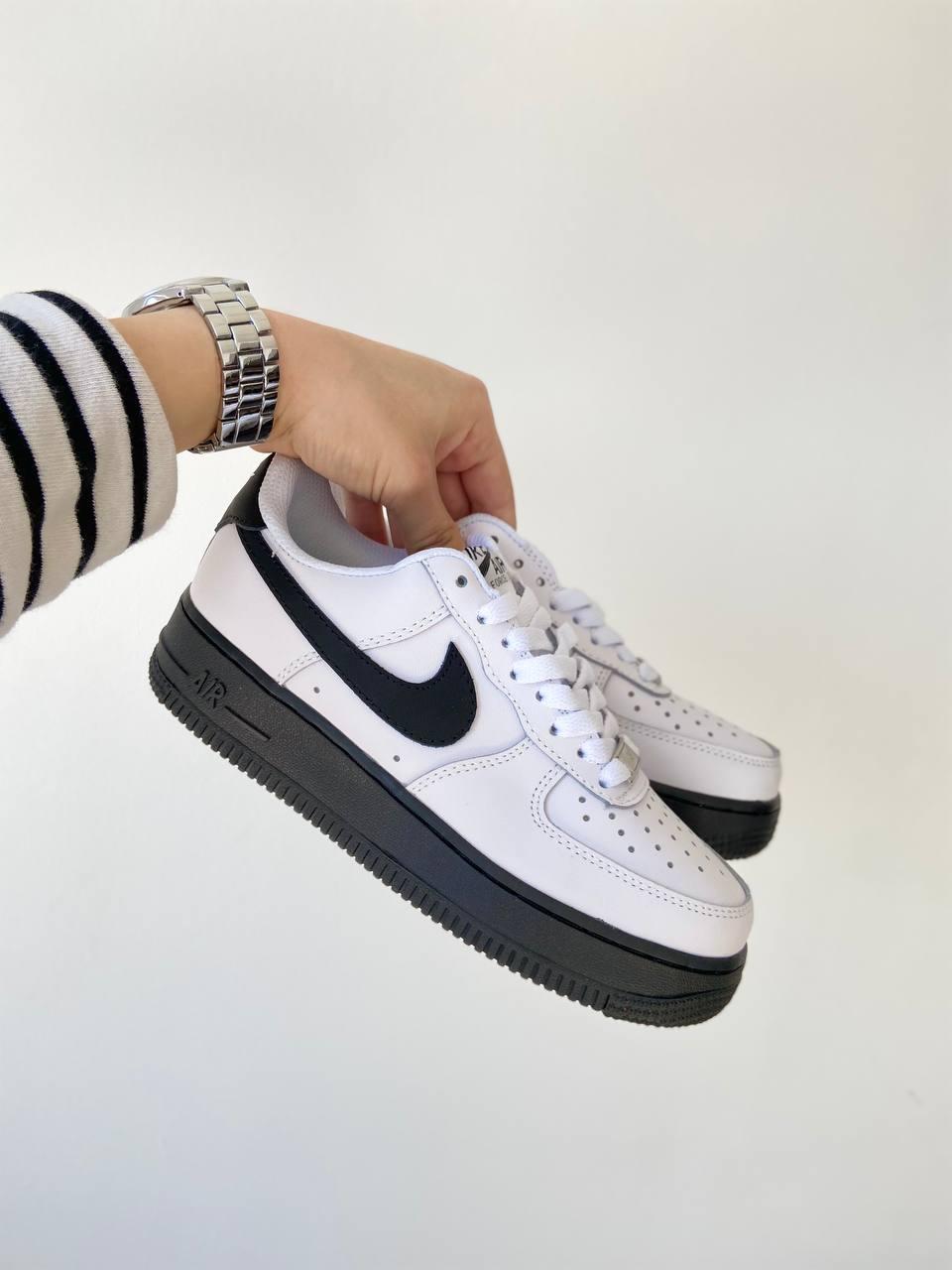 Nike Air Force Black White