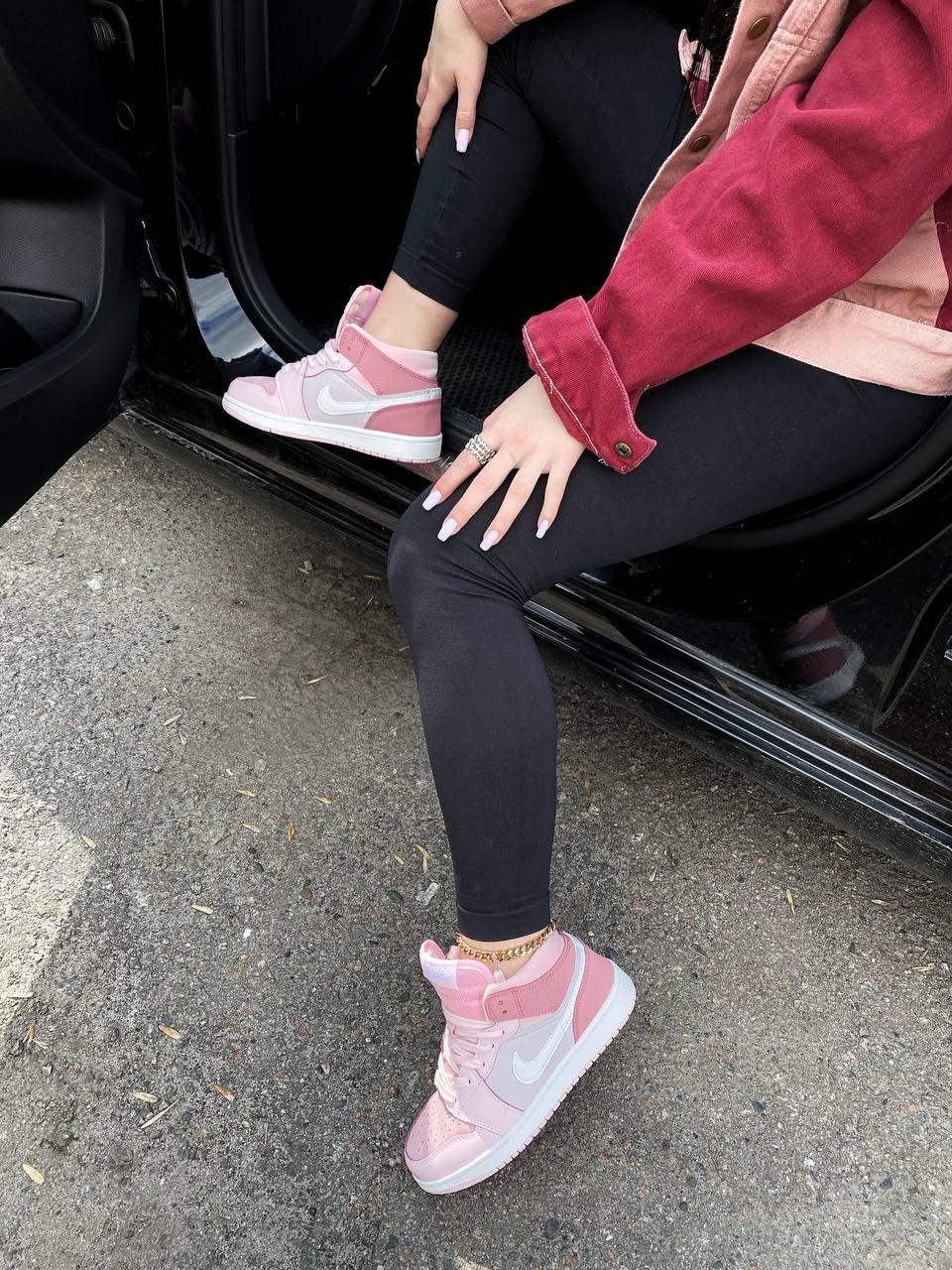 Nike Air Jordan 1 Retro High Pink 1