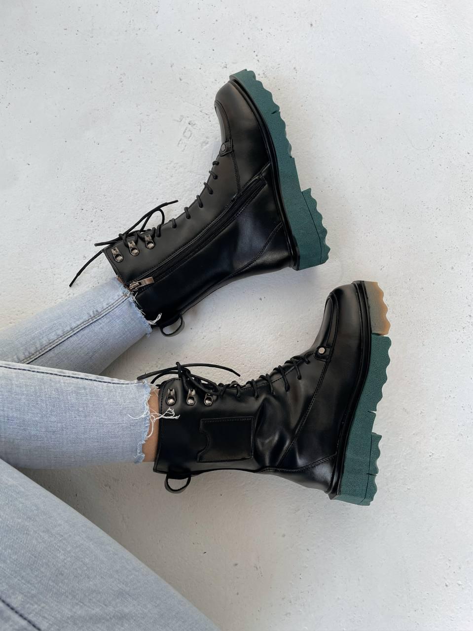 Off White Black Fur Boots (No Logo)