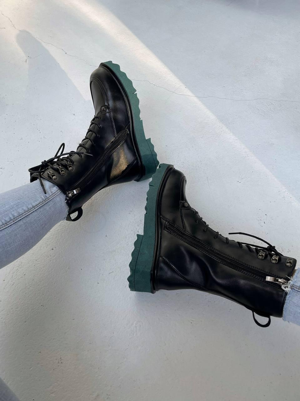 Off White Black Fur Boots (No Logo)