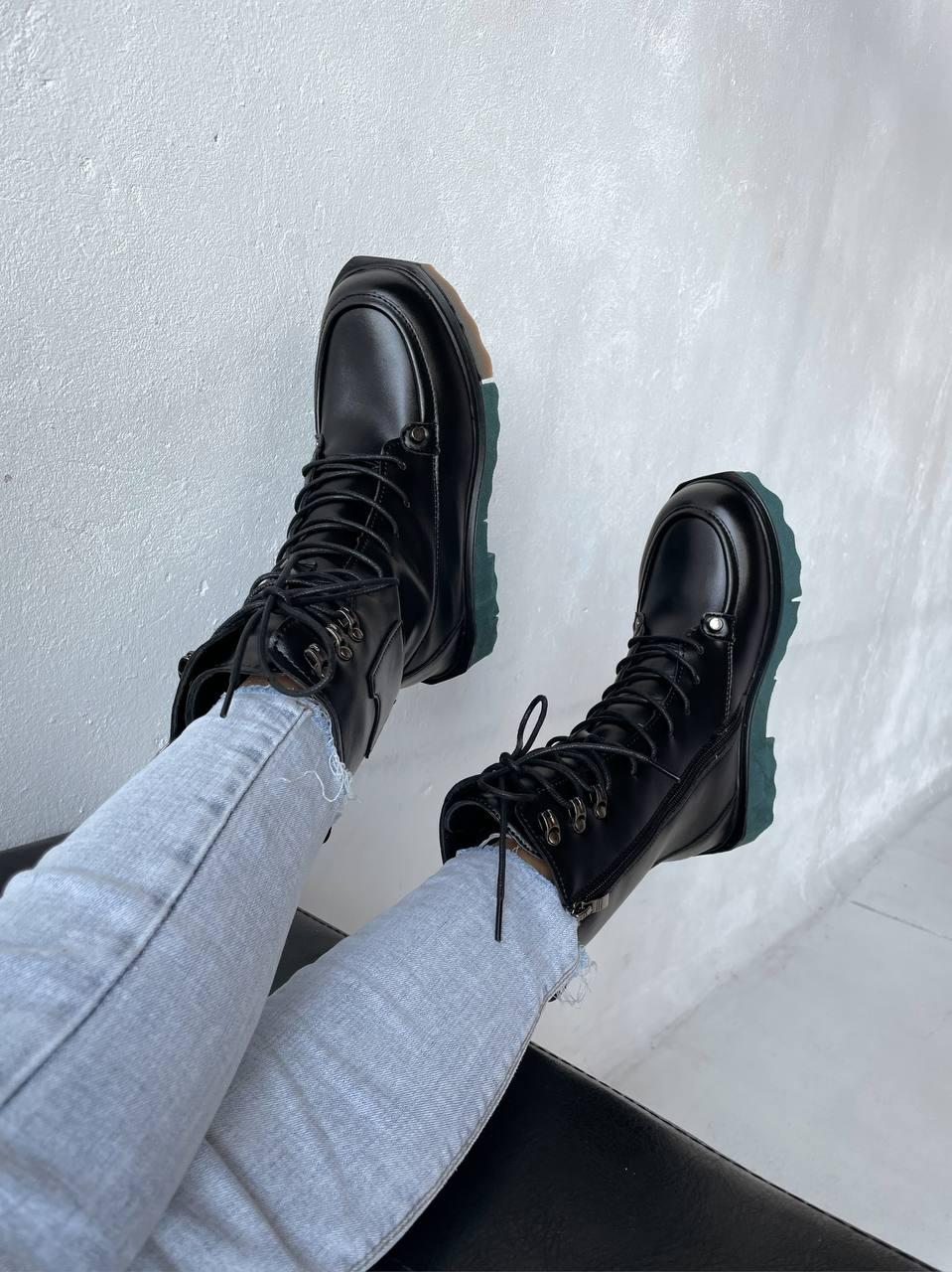 Off White Black Fur Boots (No Logo)