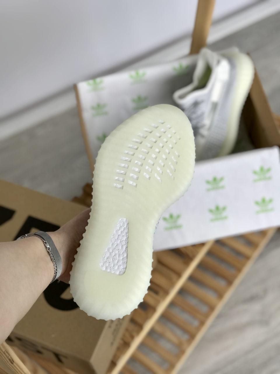 Sneakers 350 (Рефлективні Шнурки)