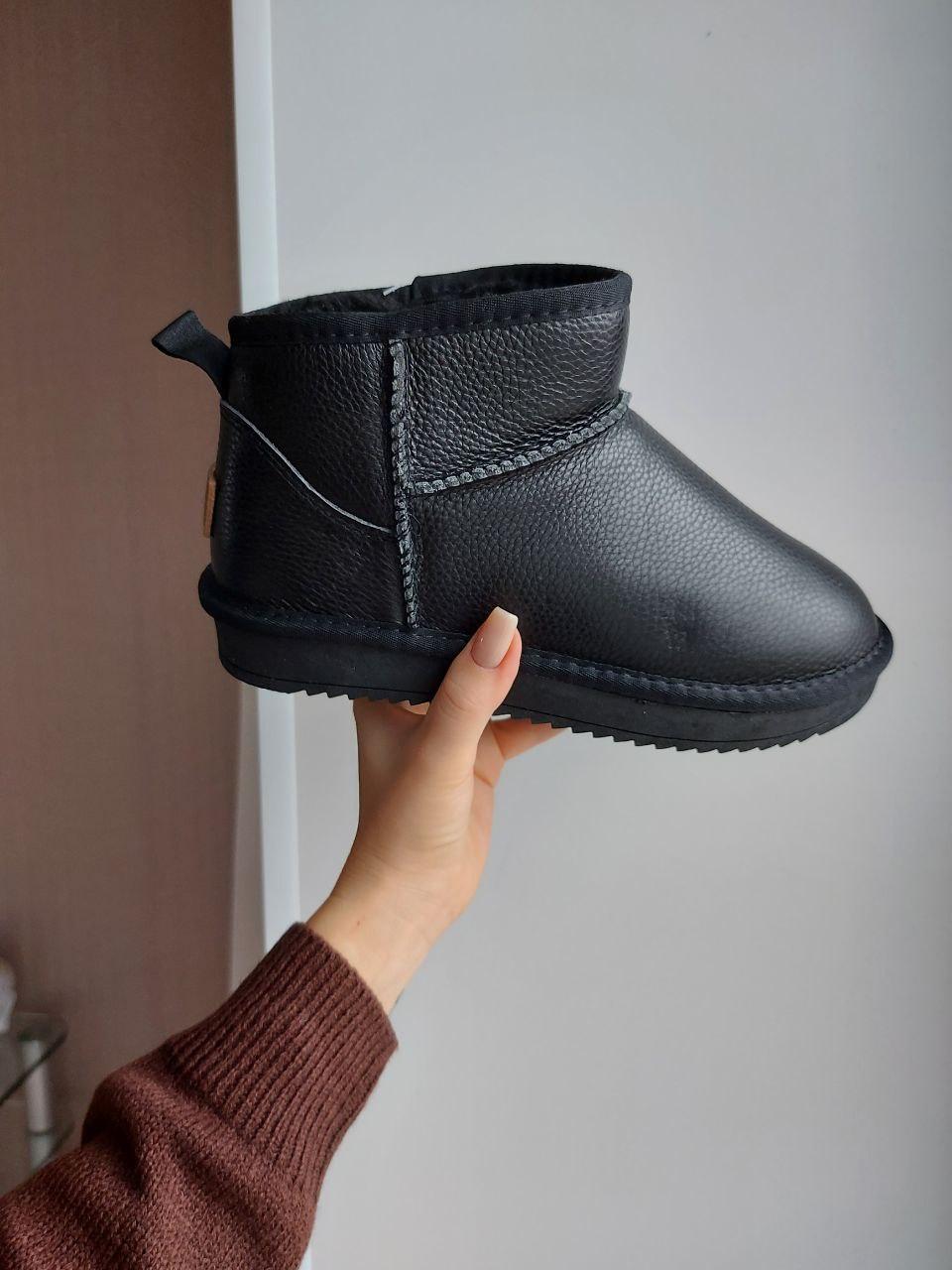 Ugg Ultra Mini Black No Brand