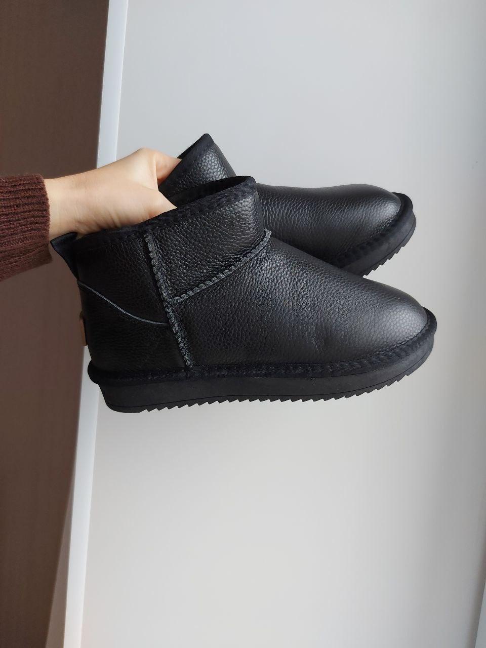 Ugg Ultra Mini Black No Brand