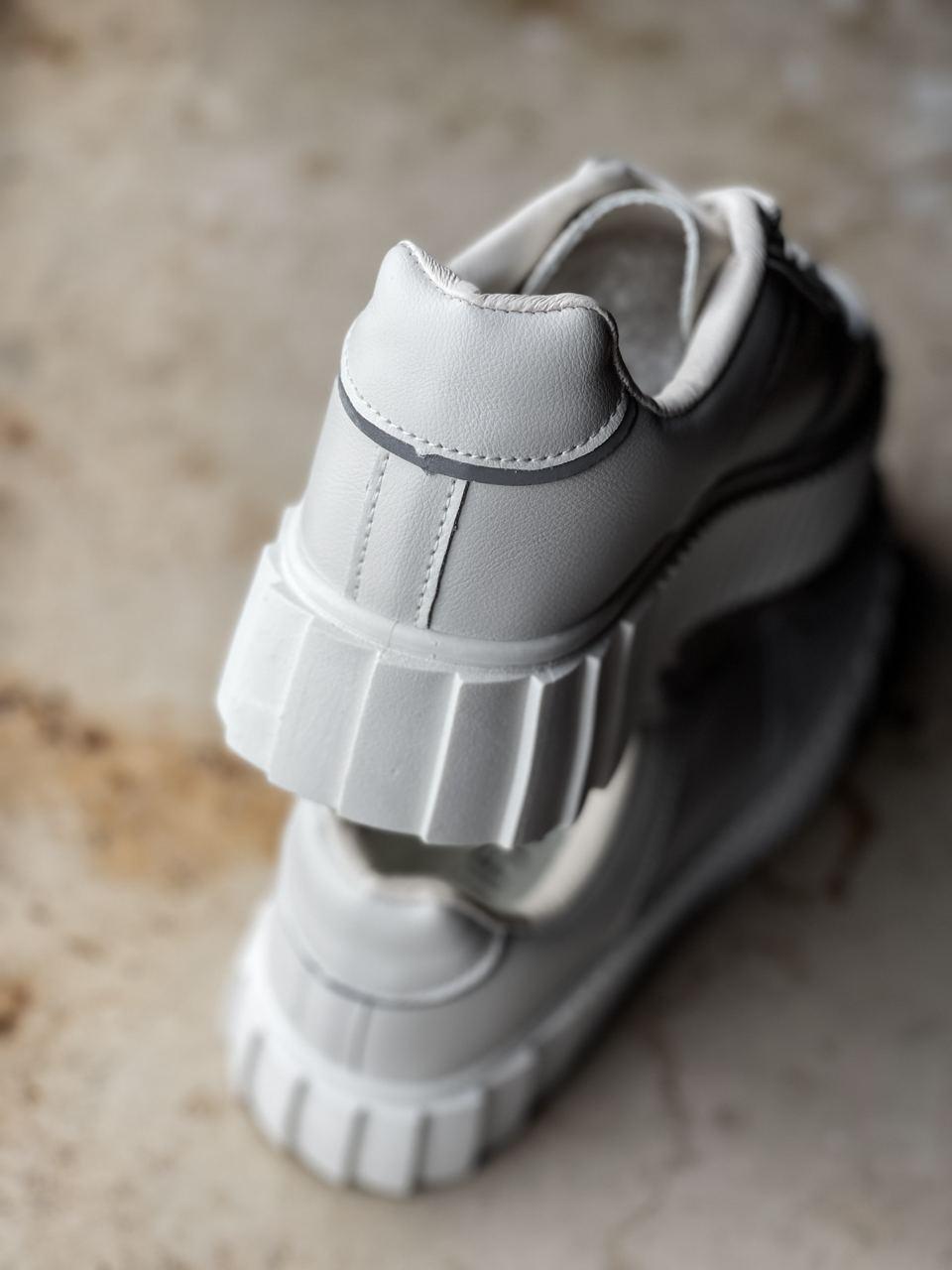 Sneakers White Reflective