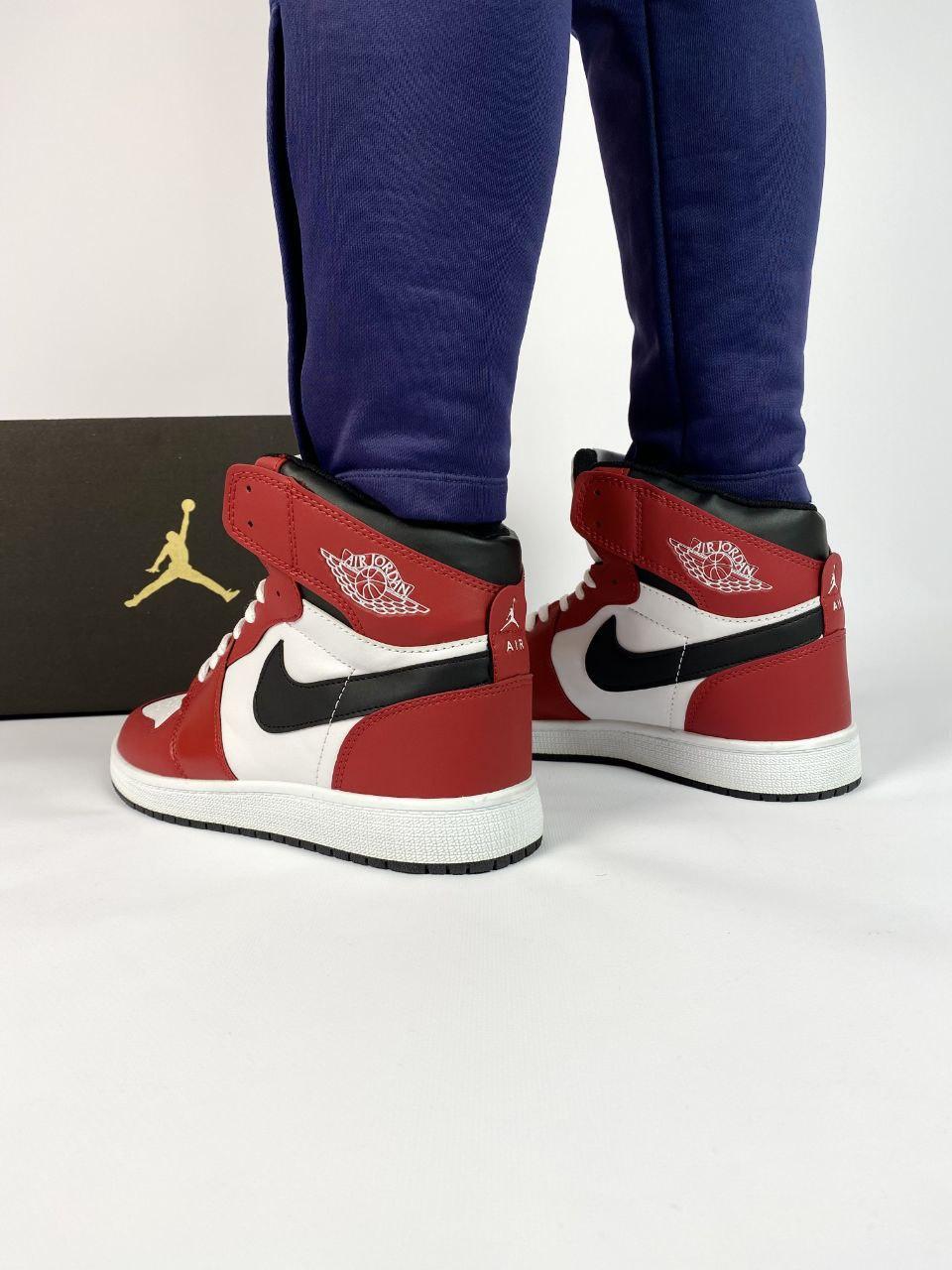 Nike Air Jordan 1 Red White Black