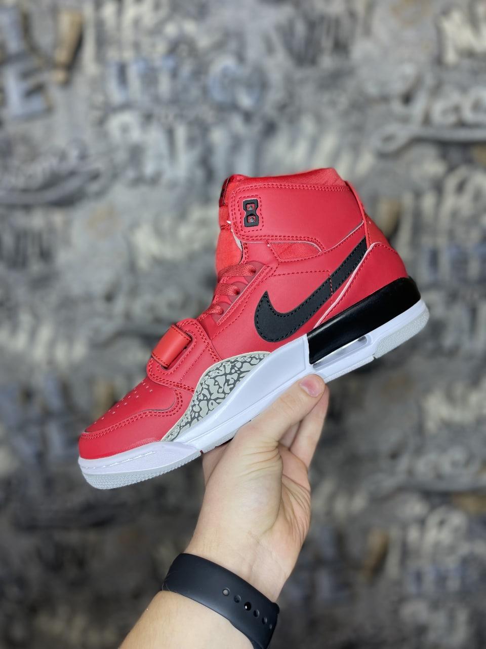 Nike Air Jordan Legacy 312 Toro
