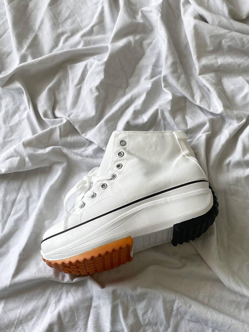 Run Hike White No brand