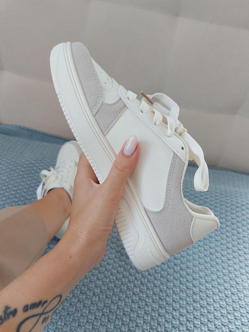 Sneakers White Beige