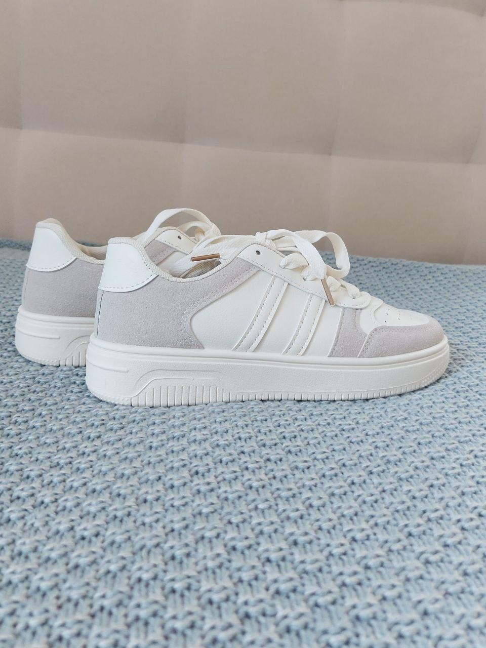 Sneakers White Beige
