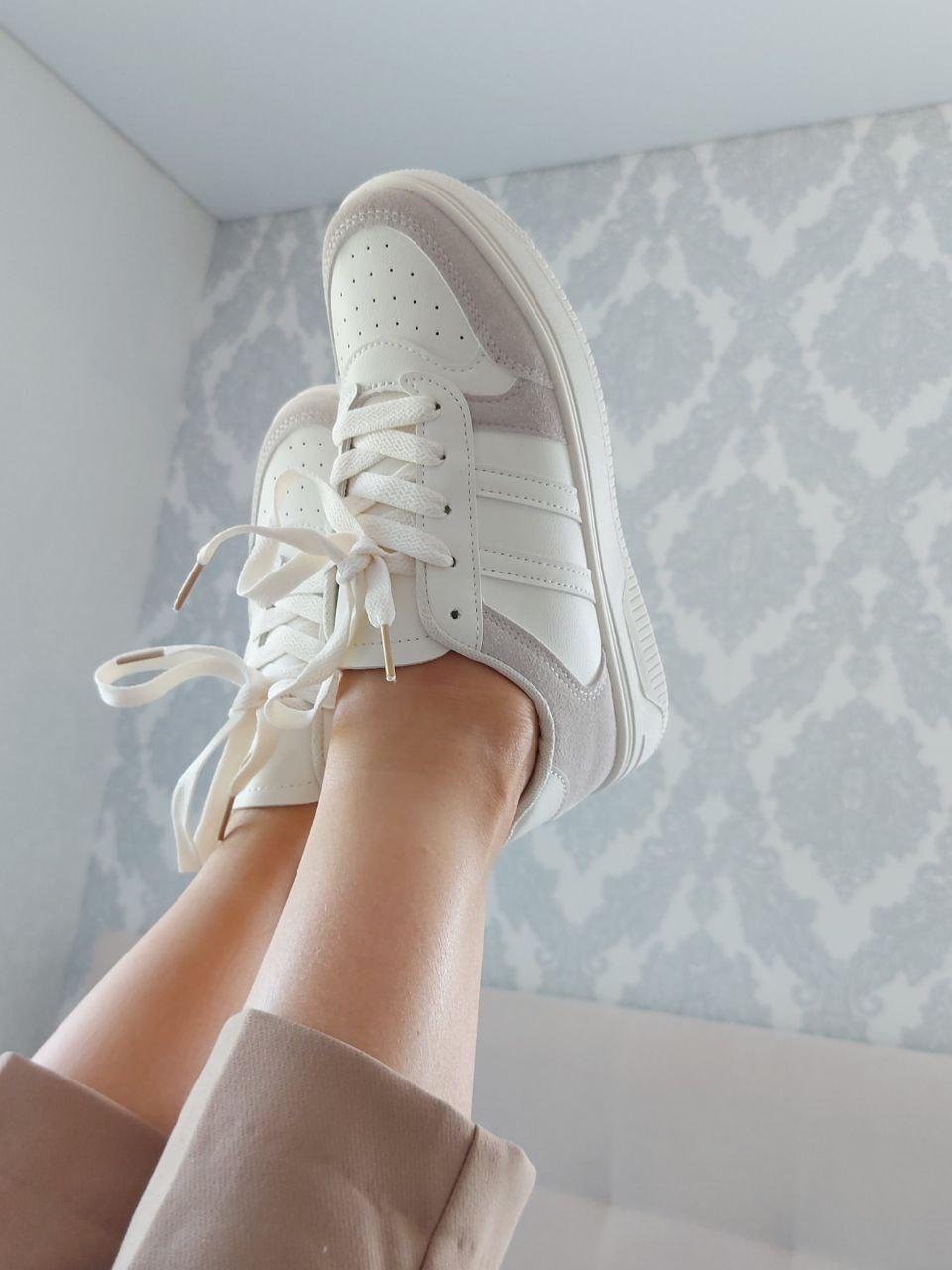 Sneakers White Beige