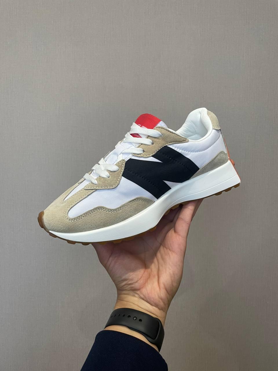 New Balance 327 Beige Black