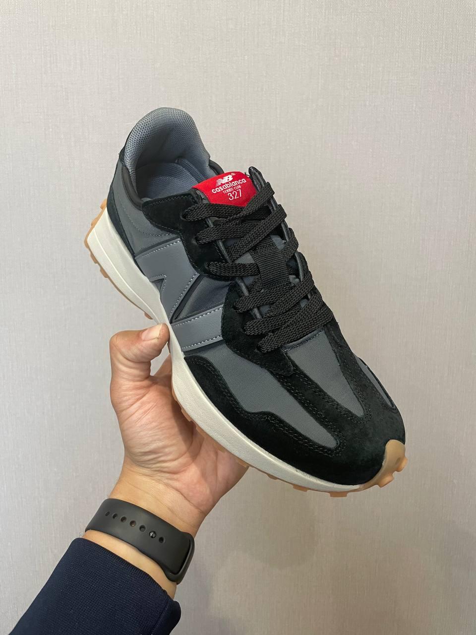 New Balance 327 Black Grey
