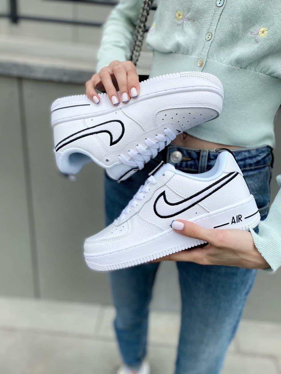 Nike Air Force White «Black Logo»