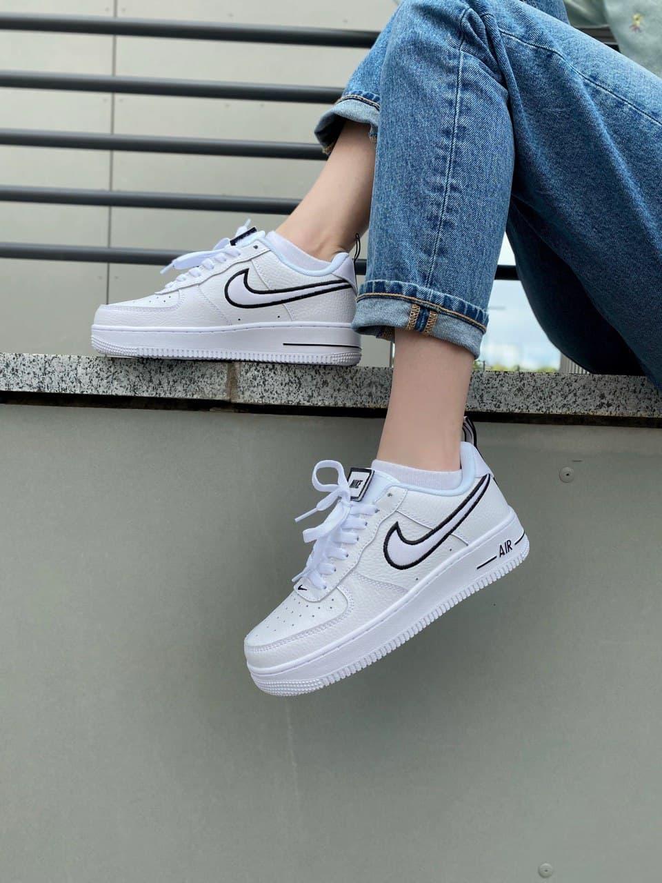 Nike Air Force White «Black Logo»