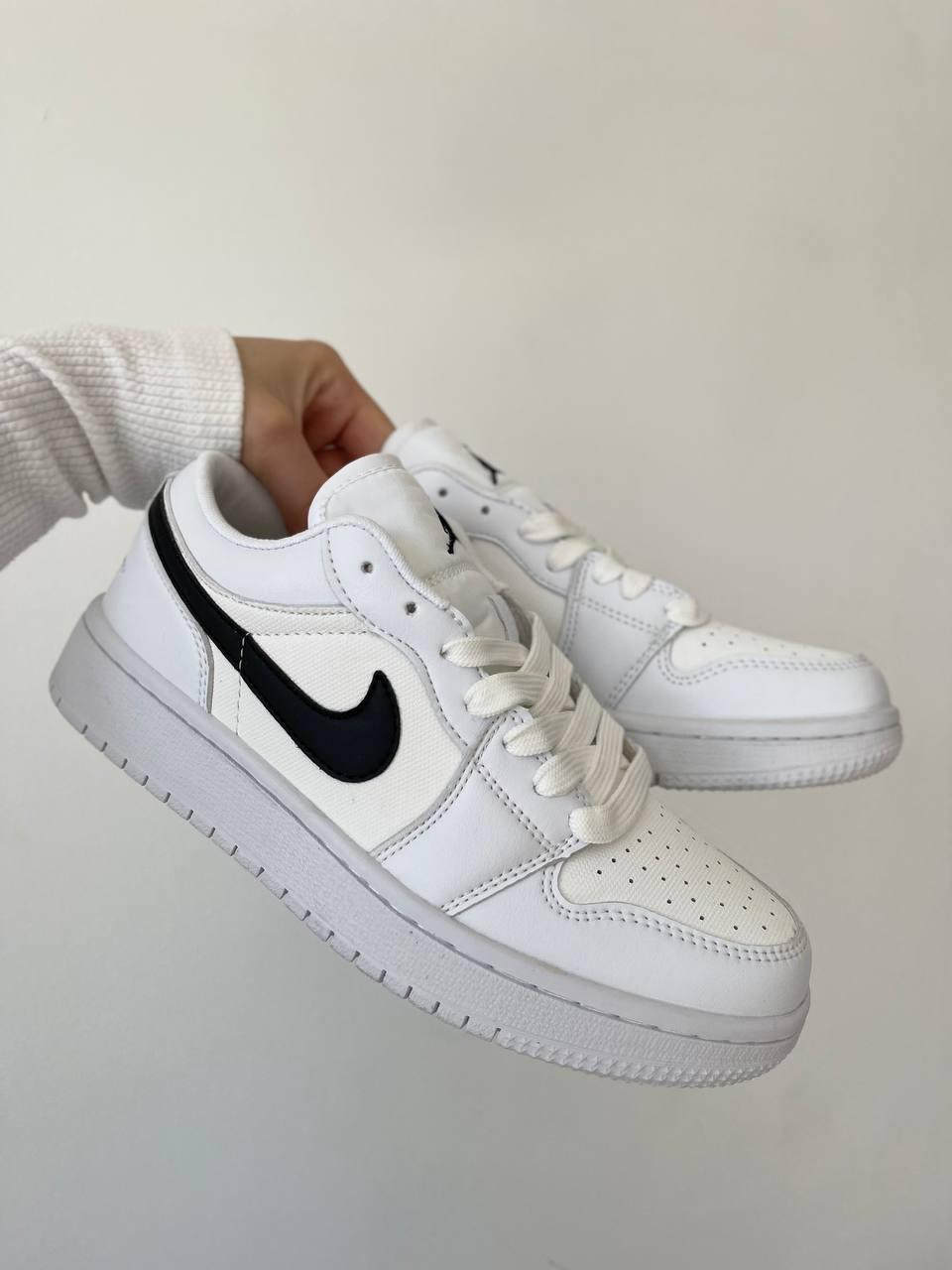 Nike Air Jordan Retro Low White Black