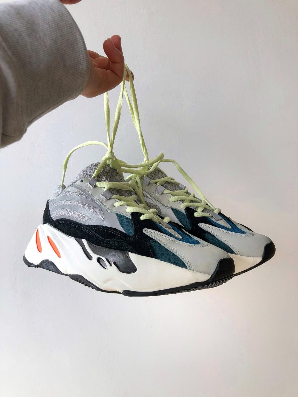 Adidas Yeezy 700 Wave Runner