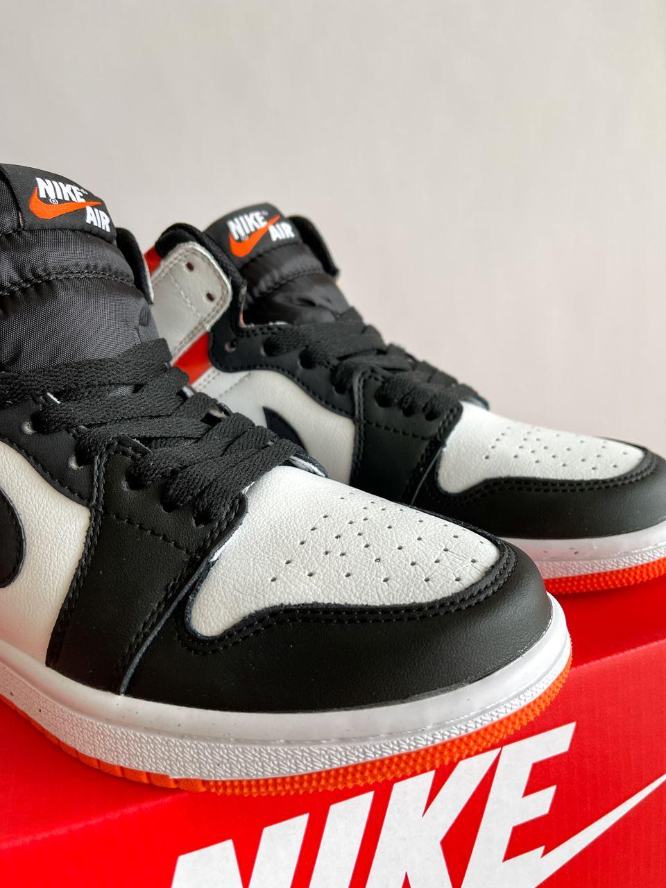 Nike Air Jordan 1 Retro High White Black Orange