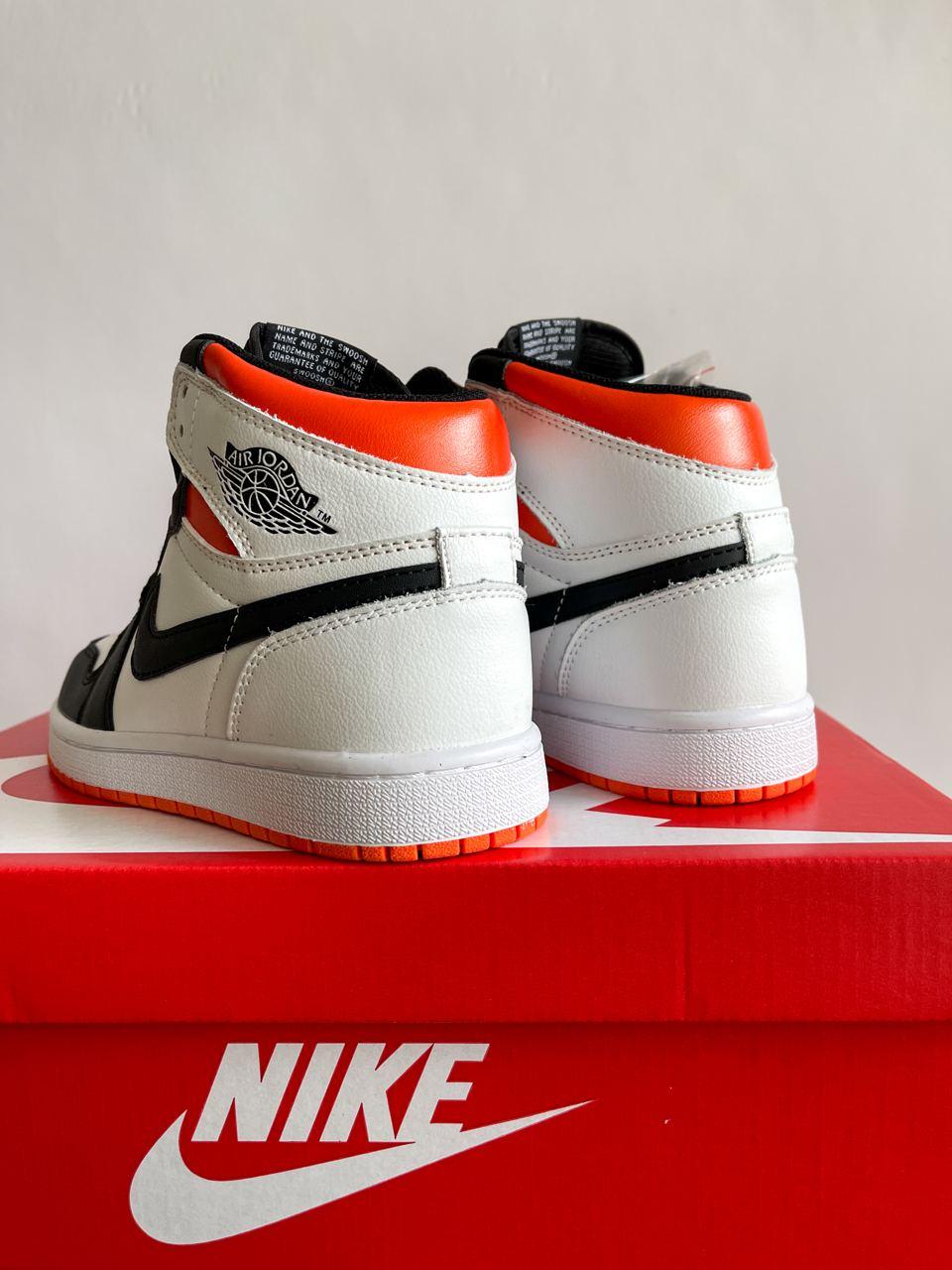 Nike Air Jordan 1 Retro High White Black Orange