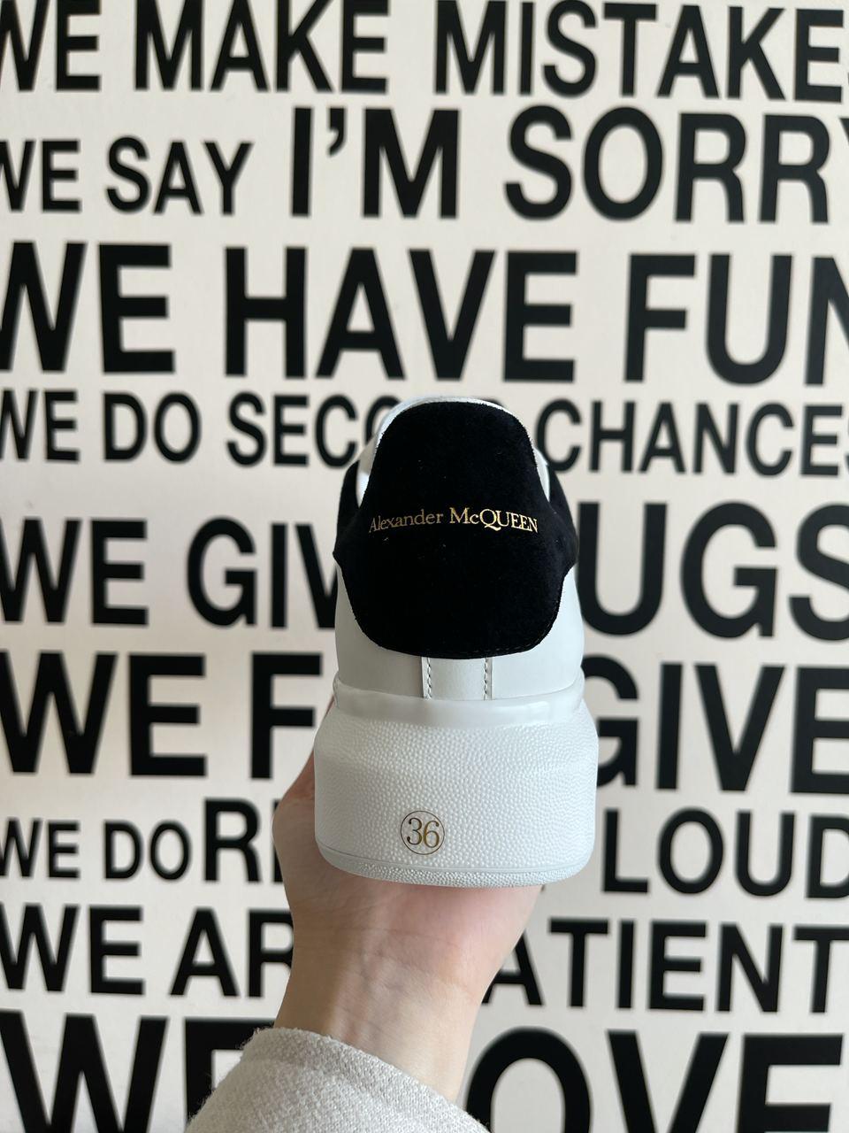 Alexander McQueen Low White Black 4