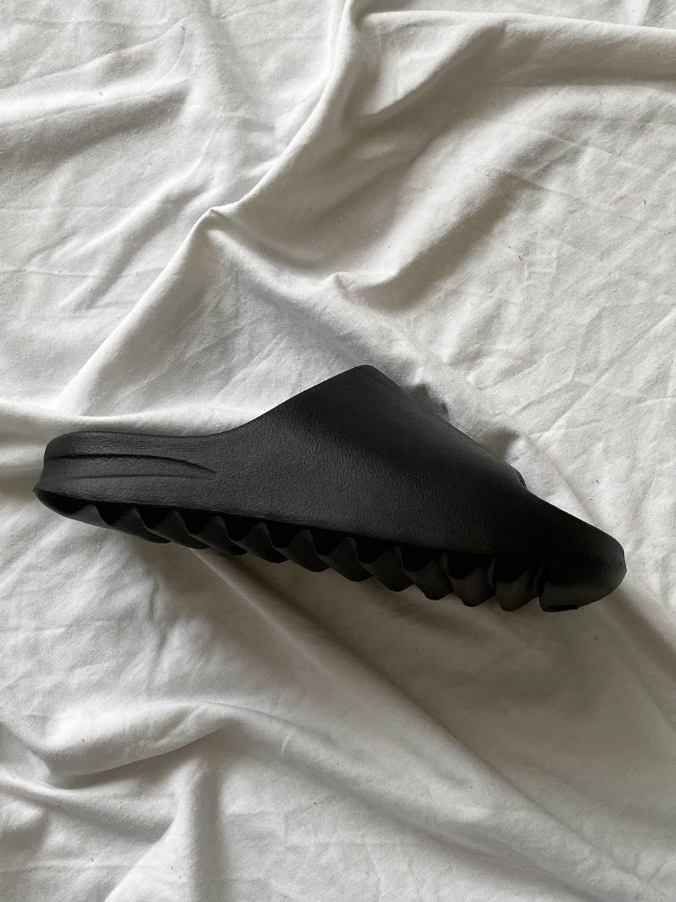 Slide Black No logo